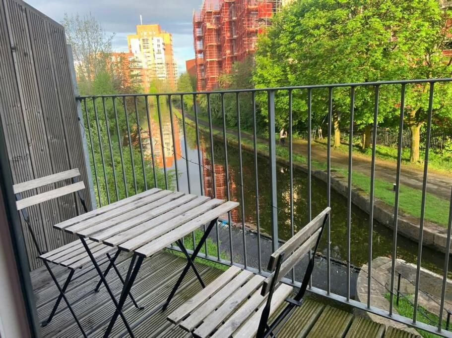 Cityfront Modern Apt Near City Centre/Etihad, Free Parking Manchester Exterior photo